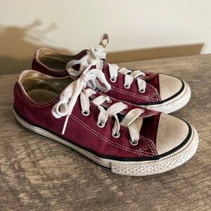 Play Condition Converse All Star Sneakers Kids Youth Size 2 Maroon Canvas Unisex